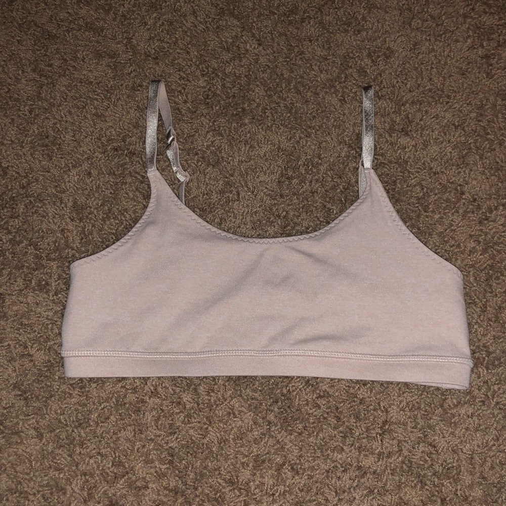 Ivivva sports bra! Like New! Woman’s Small!